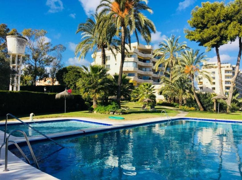 Habitacion Deluxe Con Bano Privado En Atalaya Apartagolf, Estepona Extérieur photo