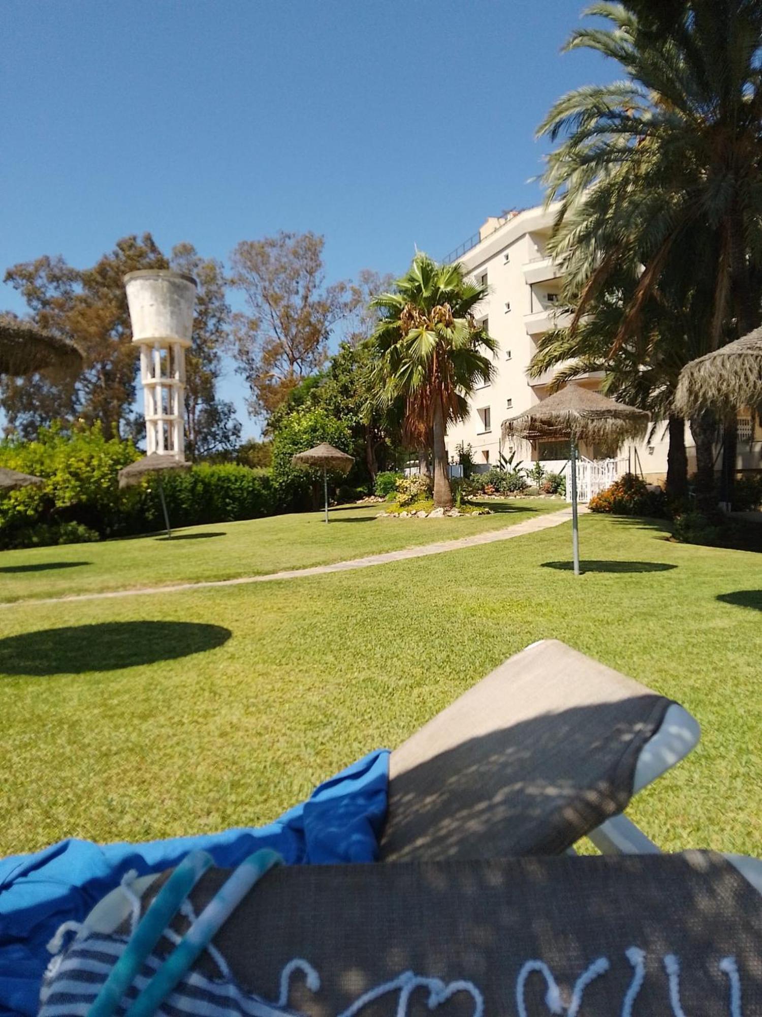Habitacion Deluxe Con Bano Privado En Atalaya Apartagolf, Estepona Extérieur photo